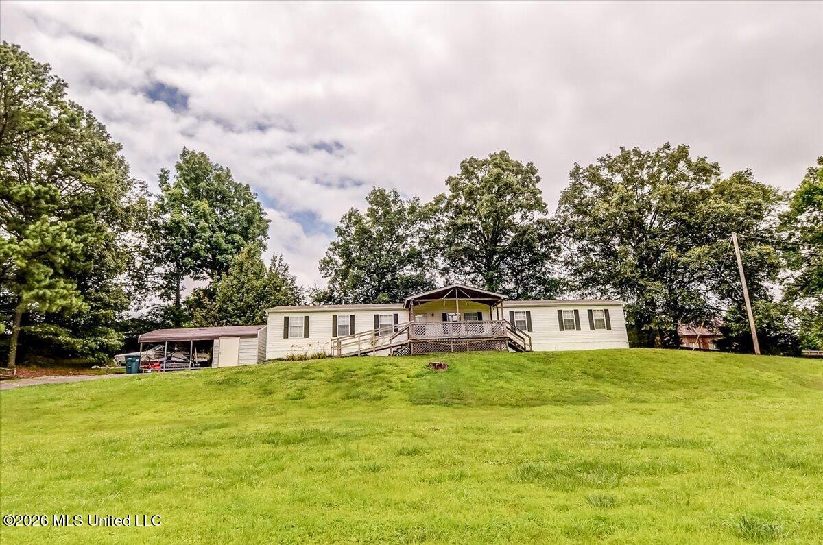 2041 King Road Southaven, MS 38672 - Photo 3 of 32 02-KMP_9457_58_59_60_61