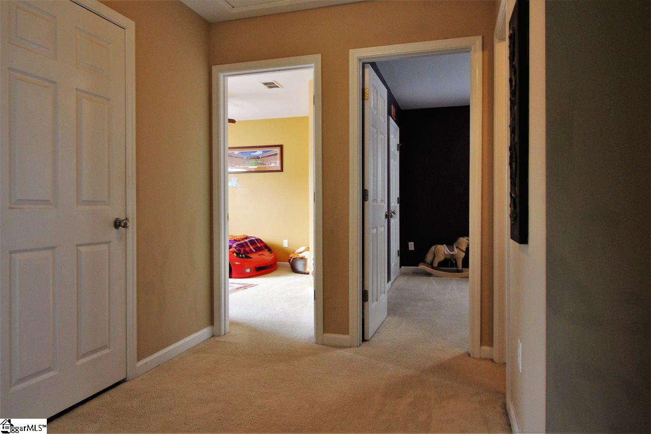 18 Deckers Way Greenville, SC 29607 - Photo 18 of 36 Gallery Image 18