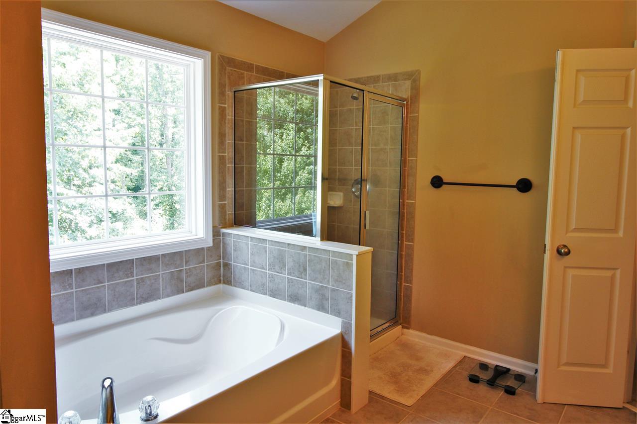 18 Deckers Way Greenville, SC 29607 - Photo 22 of 36 Gallery Image 22
