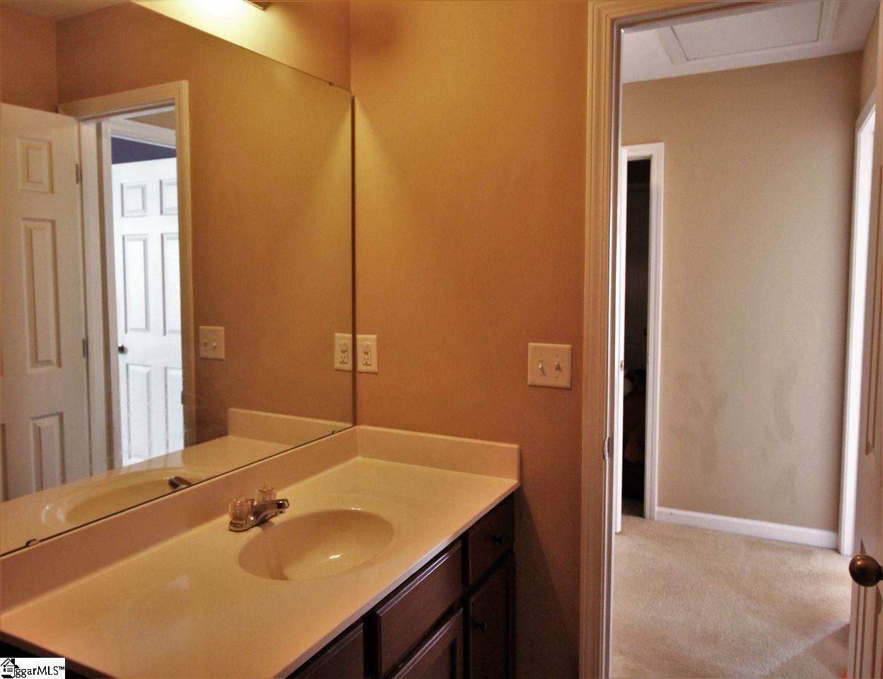 18 Deckers Way Greenville, SC 29607 - Photo 30 of 36 Gallery Image 30