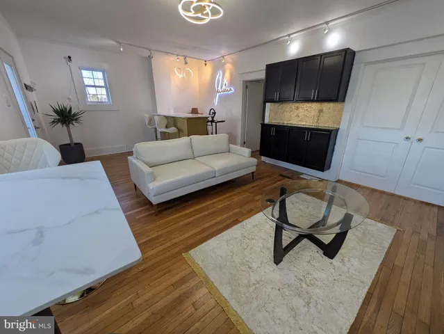 $599,000 | 1019 Berryville Avenue, Winchester, VA 22601