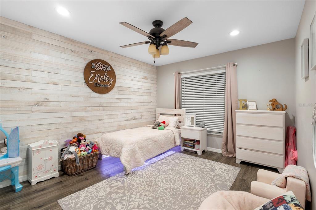 1777 Seneca Boulevard Winter Springs, FL 32708 - Photo 29 of 42 a living room with furniture and a table