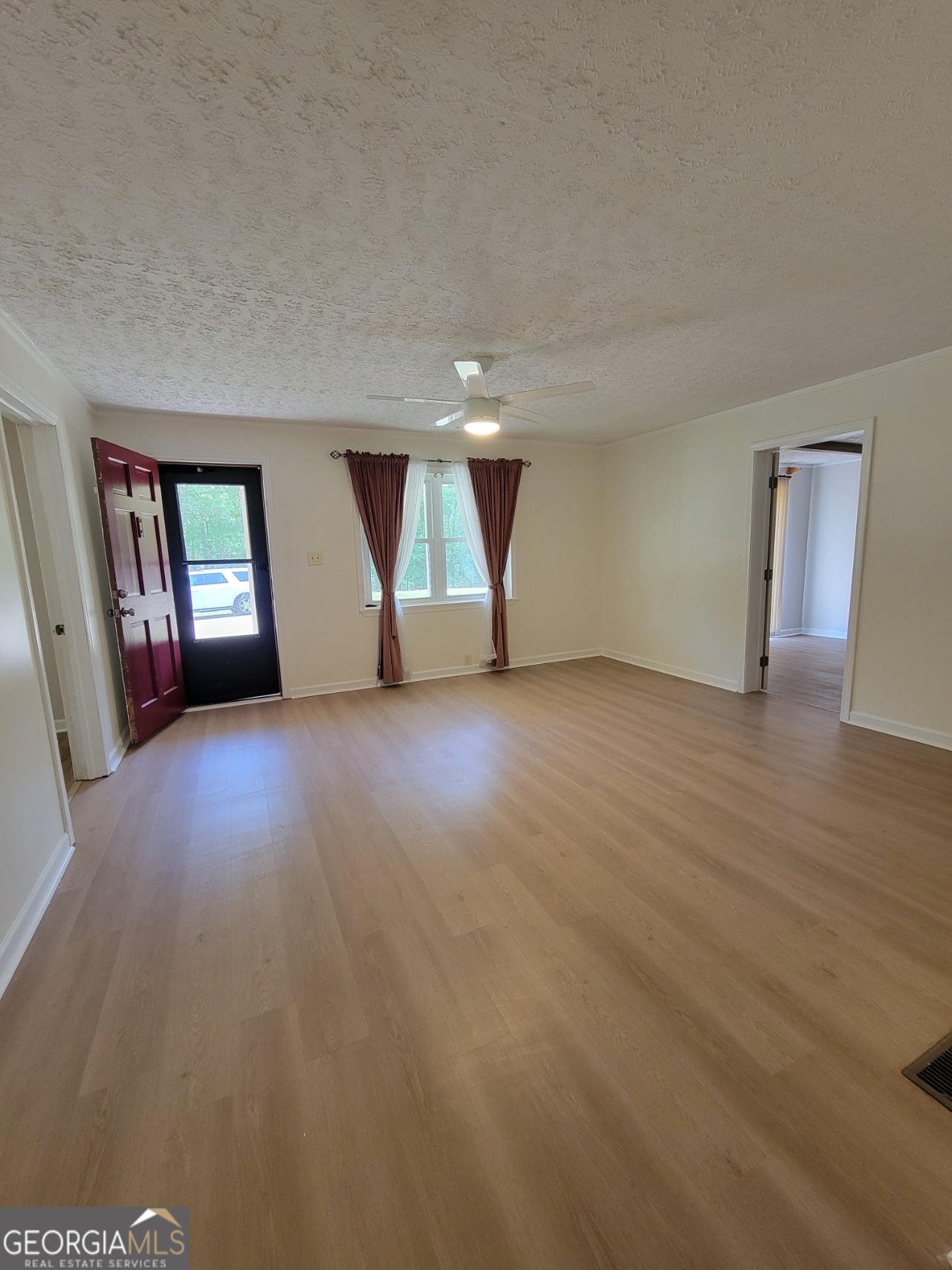 250 Wilcox Road LaGrange, GA 30241 - Photo 8 of 33