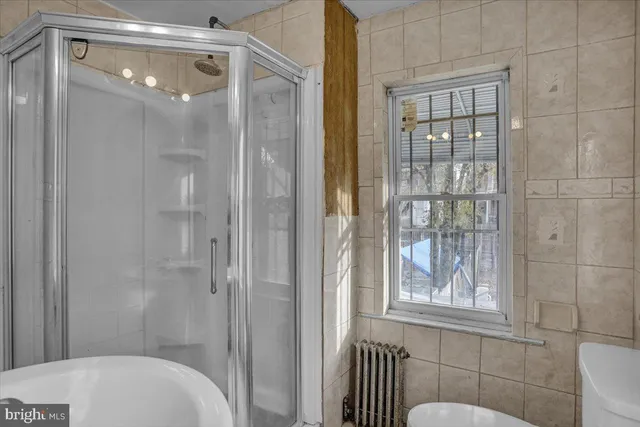 $1,475 | 637 Moss Street, Reading, PA 19604