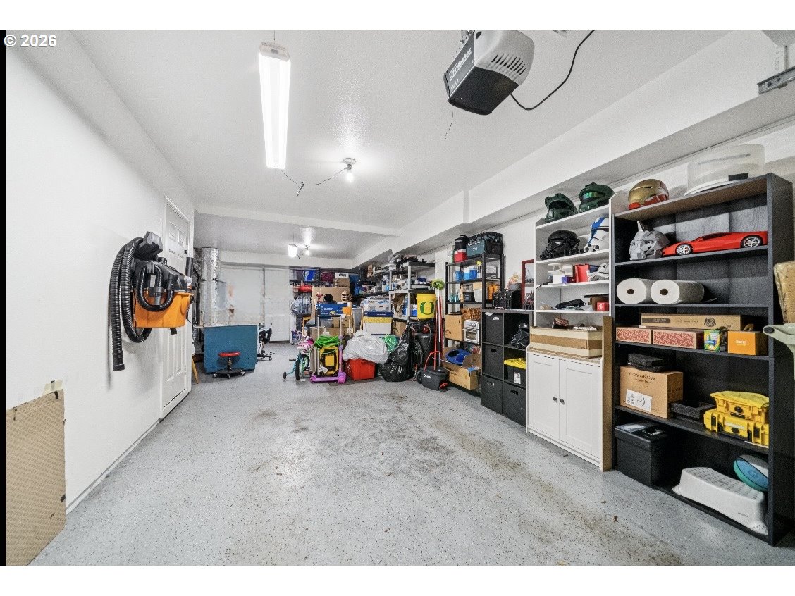 17364 Southwest Novato Lane Beaverton, OR 97078 - Photo 23 of 28 Garage