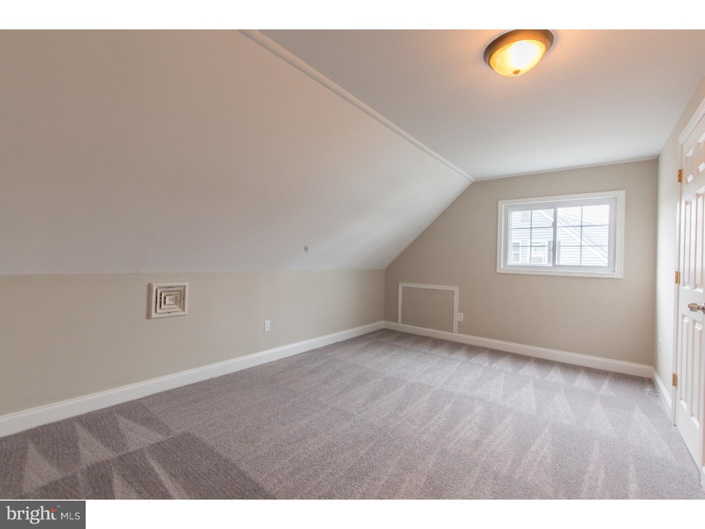 43 MacIntosh Road Levittown, PA 19056 - Photo 13 of 16 Gallery Image 13