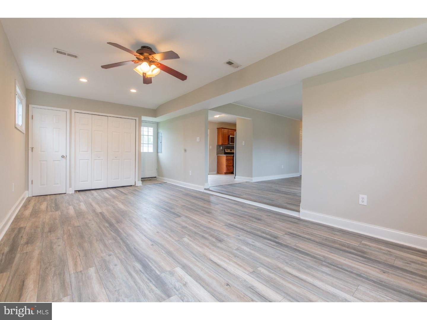 43 MacIntosh Road Levittown, PA 19056 - Photo 6 of 16 Gallery Image 6