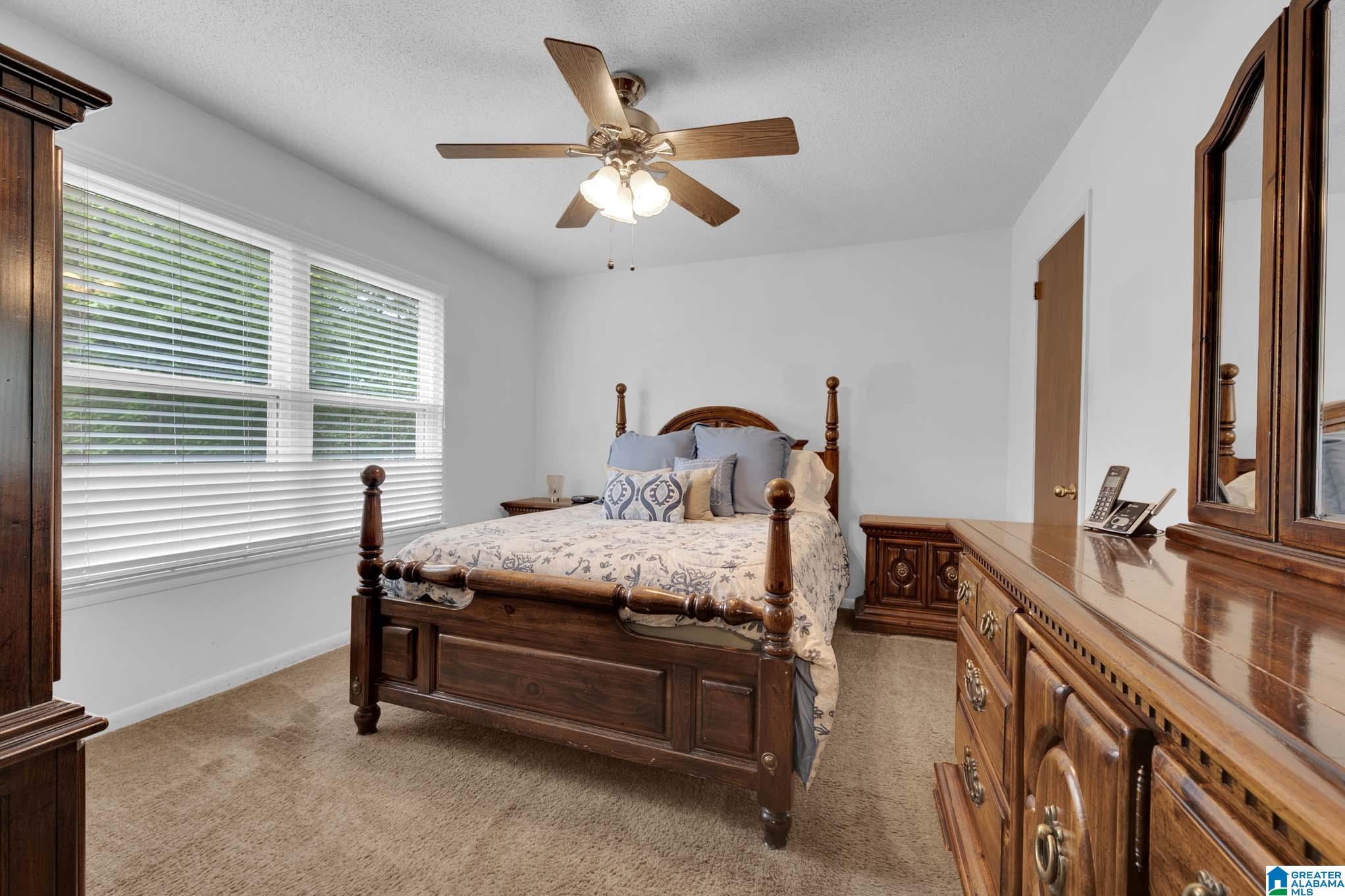 302 Ridgebrook Circle Gardendale, AL 35071 - Photo 16 of 28