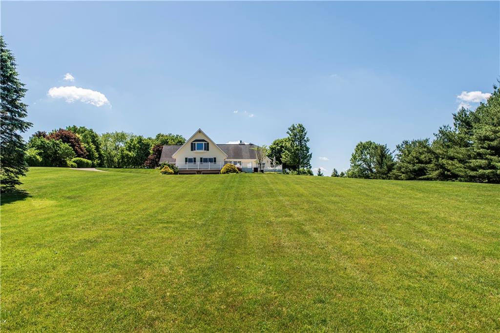 67 Kaufman Road Gibsonia, PA 15044 - Photo 3 of 25 Gallery Image 3