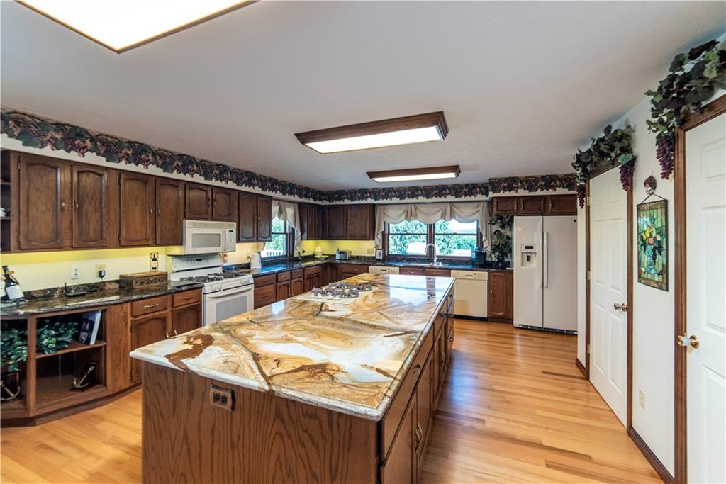 67 Kaufman Road Gibsonia, PA 15044 - Photo 10 of 25 Gallery Image 10