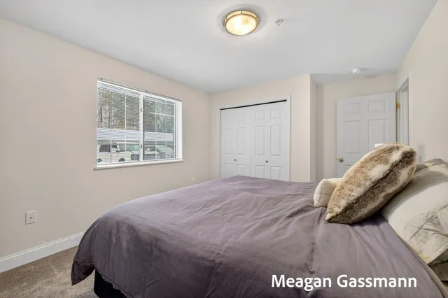 $214,900 | 18400 North Ridge Court, Unit 8, Spring Lake, MI 49456