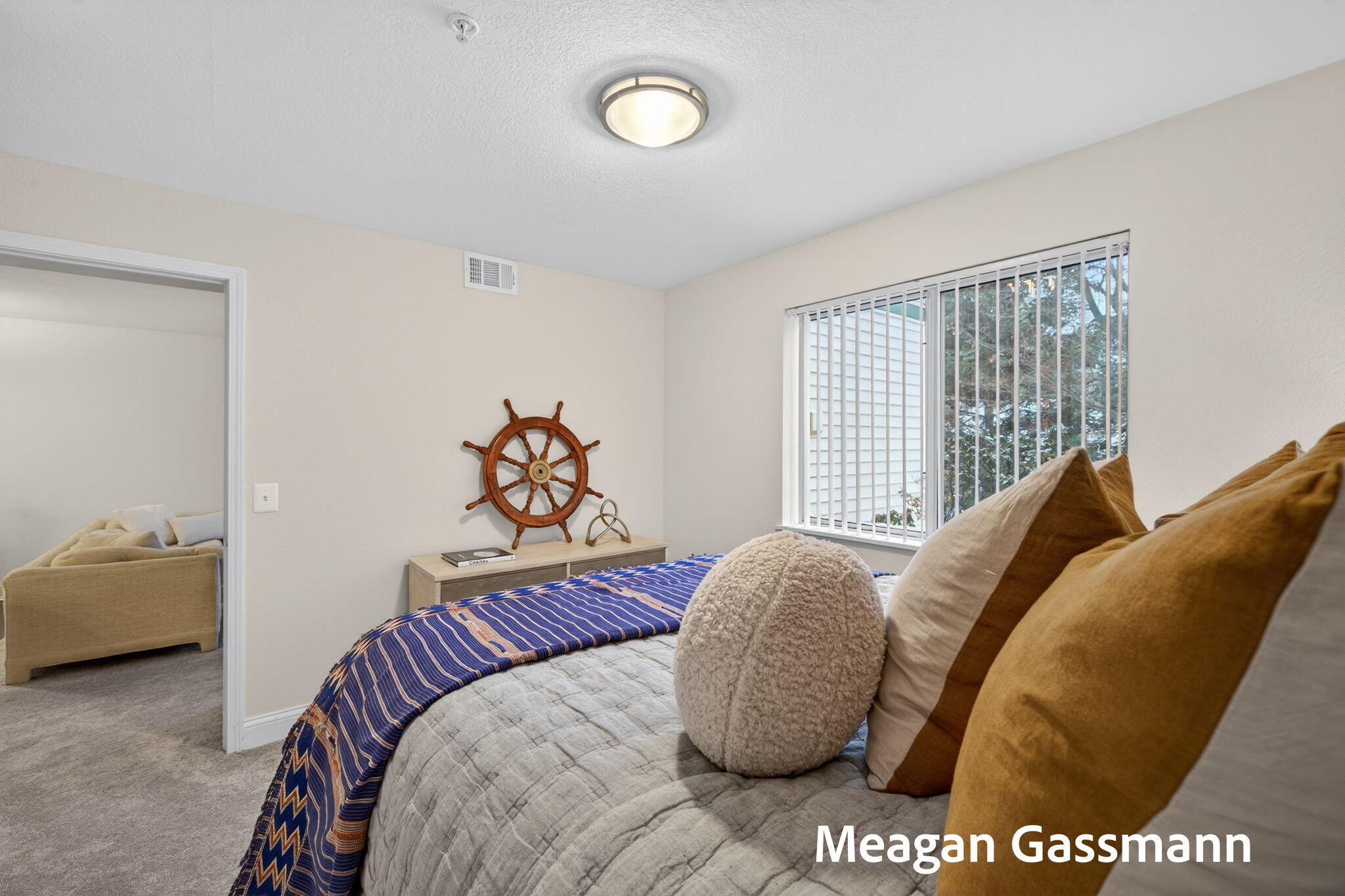 18400 North Ridge Court, Unit 8 Spring Lake, MI 49456 - Photo 4 of 61 2-web-or-mls-2R9A0391