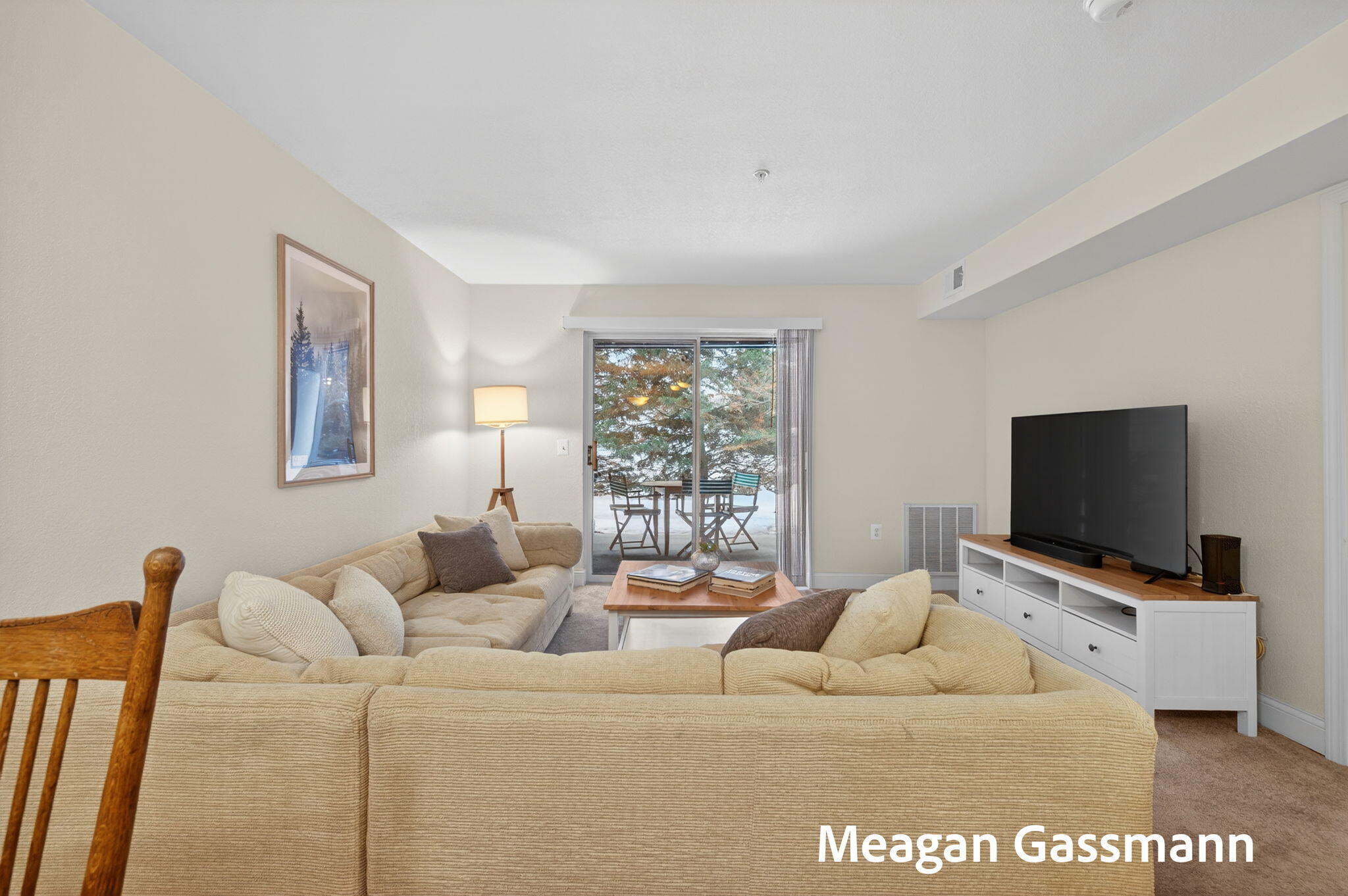 18400 North Ridge Court, Unit 8 Spring Lake, MI 49456 - Photo 7 of 61 5-web-or-mls-2R9A0411