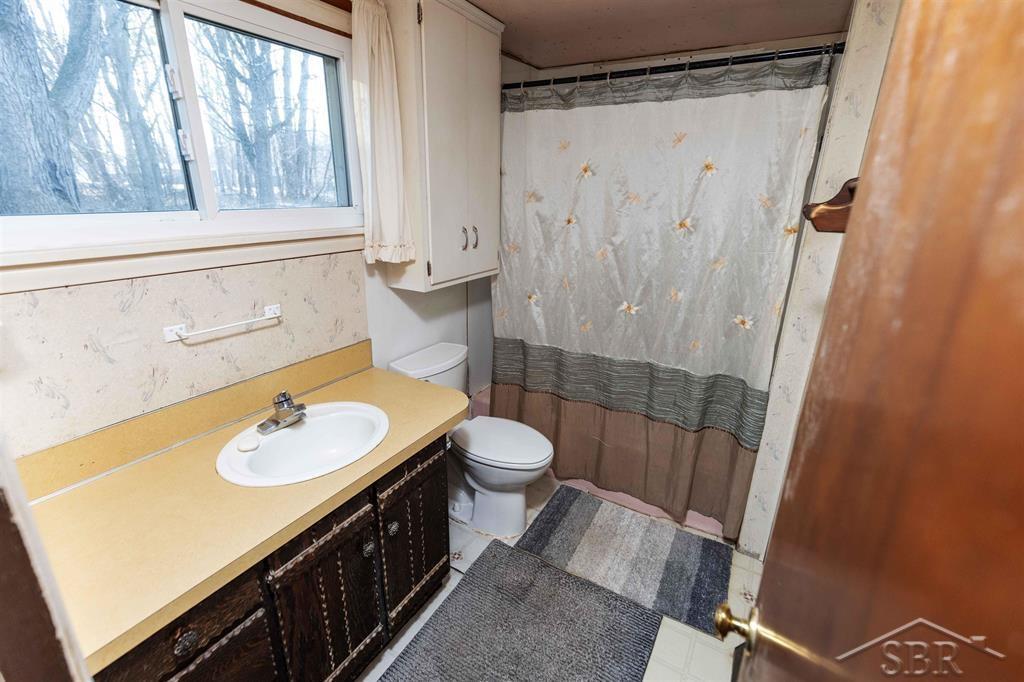4717 Mapleton Drive Freeland, MI 48623 - Photo 16 of 26 50135245-6efee742-f7c3-468e-ad6c-f80589d14260.JPG
