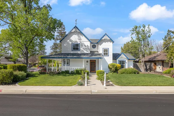 $499,999 | 3074 Burgan Avenue, Clovis, CA 93611