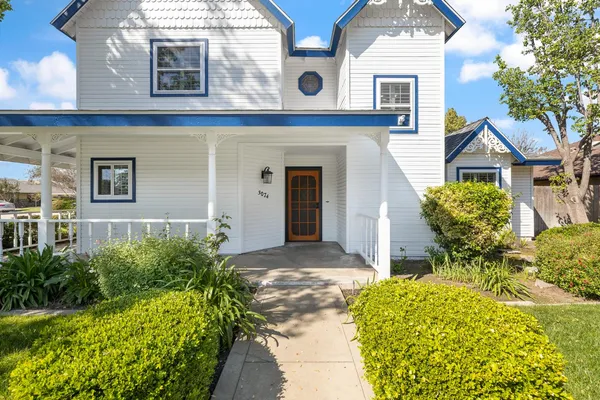 $499,999 | 3074 Burgan Avenue, Clovis, CA 93611