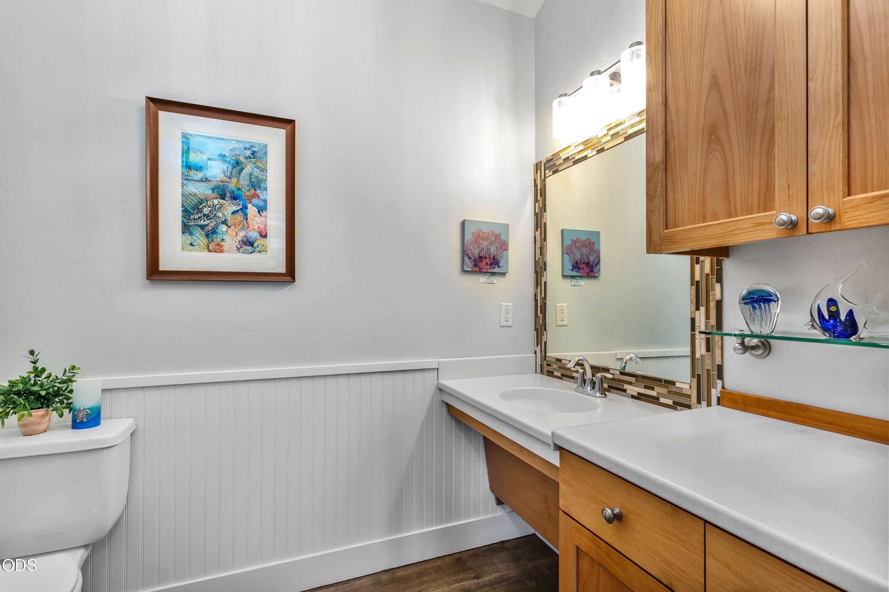780 West View Loop Sisters, OR 97759 - Photo 8 of 21 Gallery Image 8