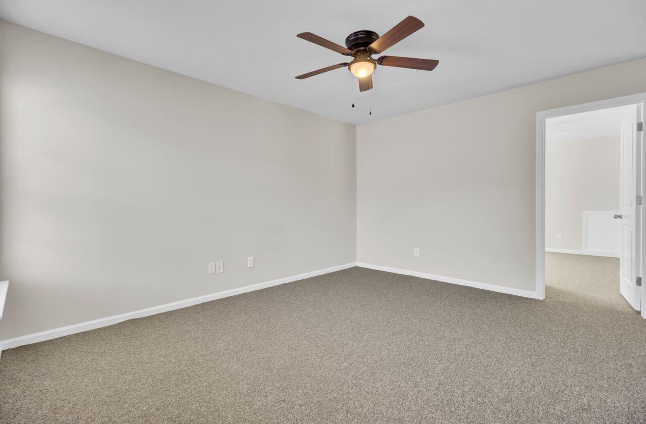 629 English Oak Circle Moncks Corner, SC 29461 - Photo 33 of 46 (32)