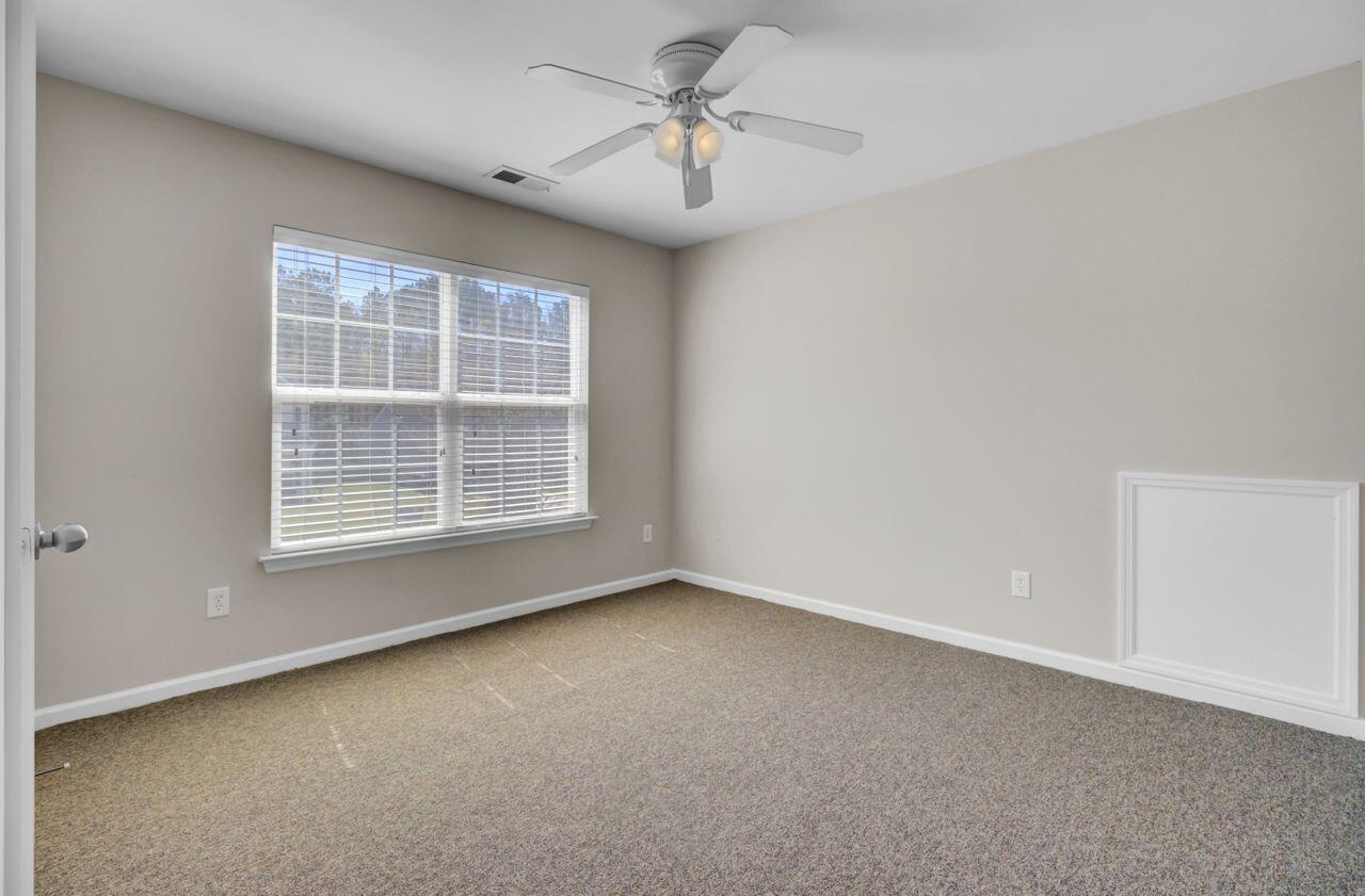 629 English Oak Circle Moncks Corner, SC 29461 - Photo 35 of 46 (34)