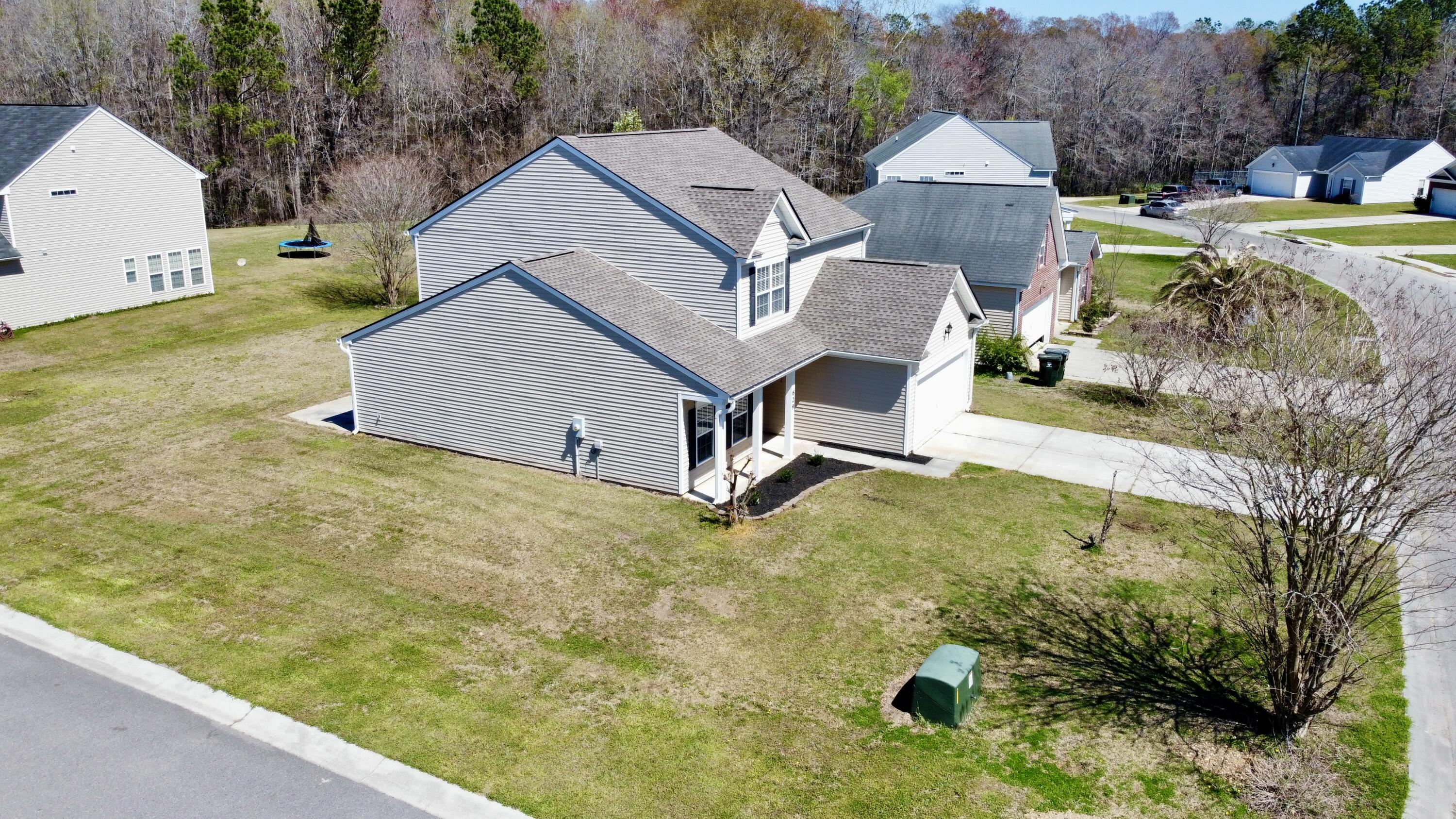 629 English Oak Circle Moncks Corner, SC 29461 - Photo 5 of 46 Side drone