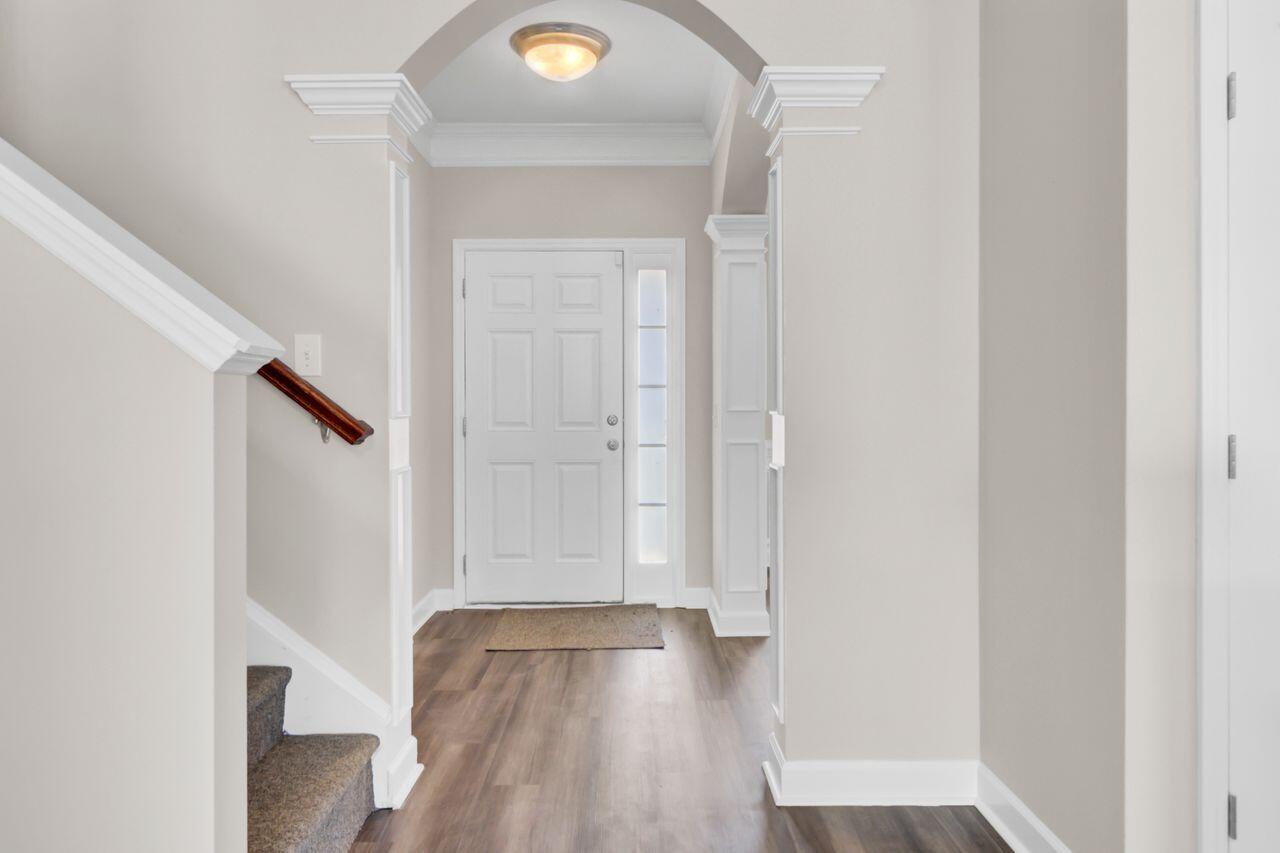 629 English Oak Circle Moncks Corner, SC 29461 - Photo 8 of 46 (7)