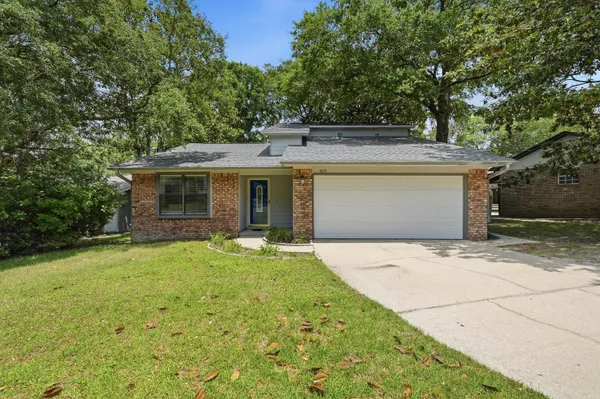 $2,300 | 519 Matthew Street, Niceville, FL 32578