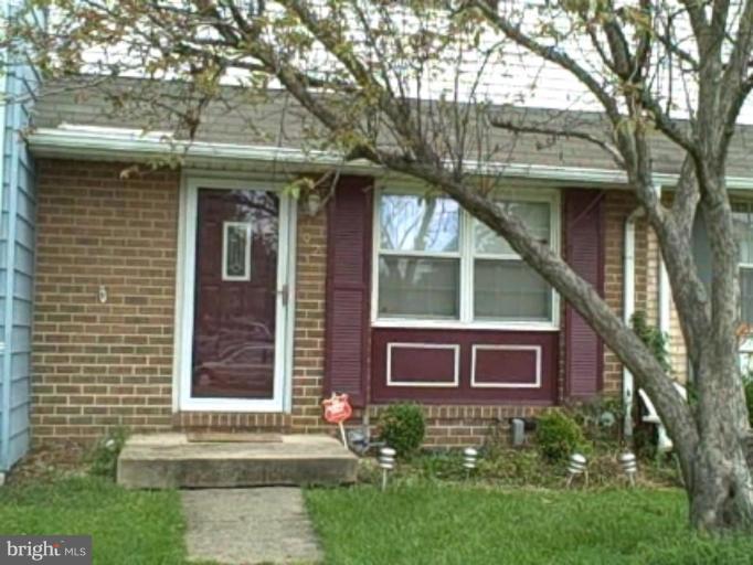 92 King Charles Circle, Unit 92 Rosedale, MD 21237 - Photo 1 of 6 Exterior (Main)