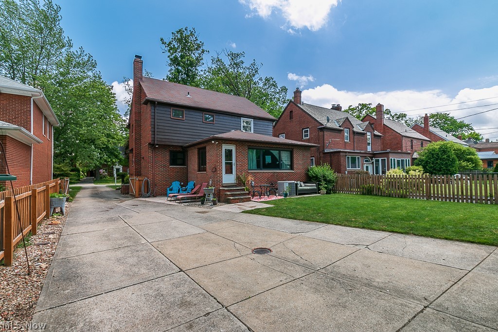 2448 Dysart Road Cleveland, OH 44118 - Photo 6 of 35 Gallery Image 6