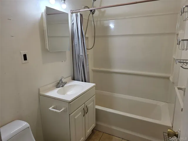 $1,700 | 8 Main Street, Chester, NY 10918