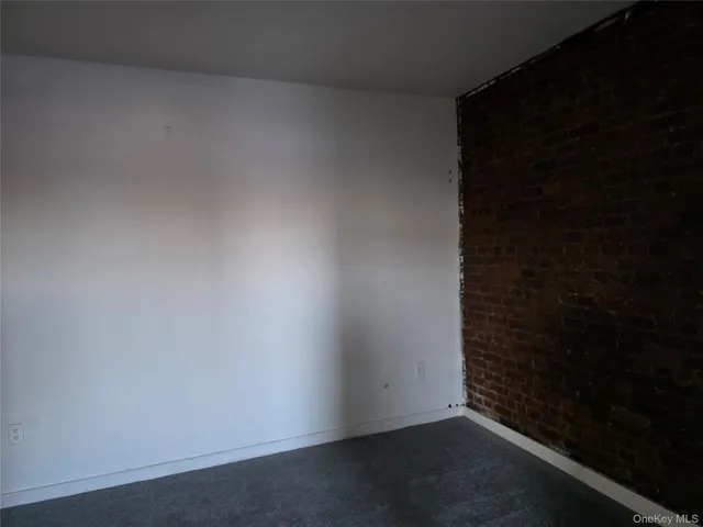 $1,700 | 8 Main Street, Chester, NY 10918