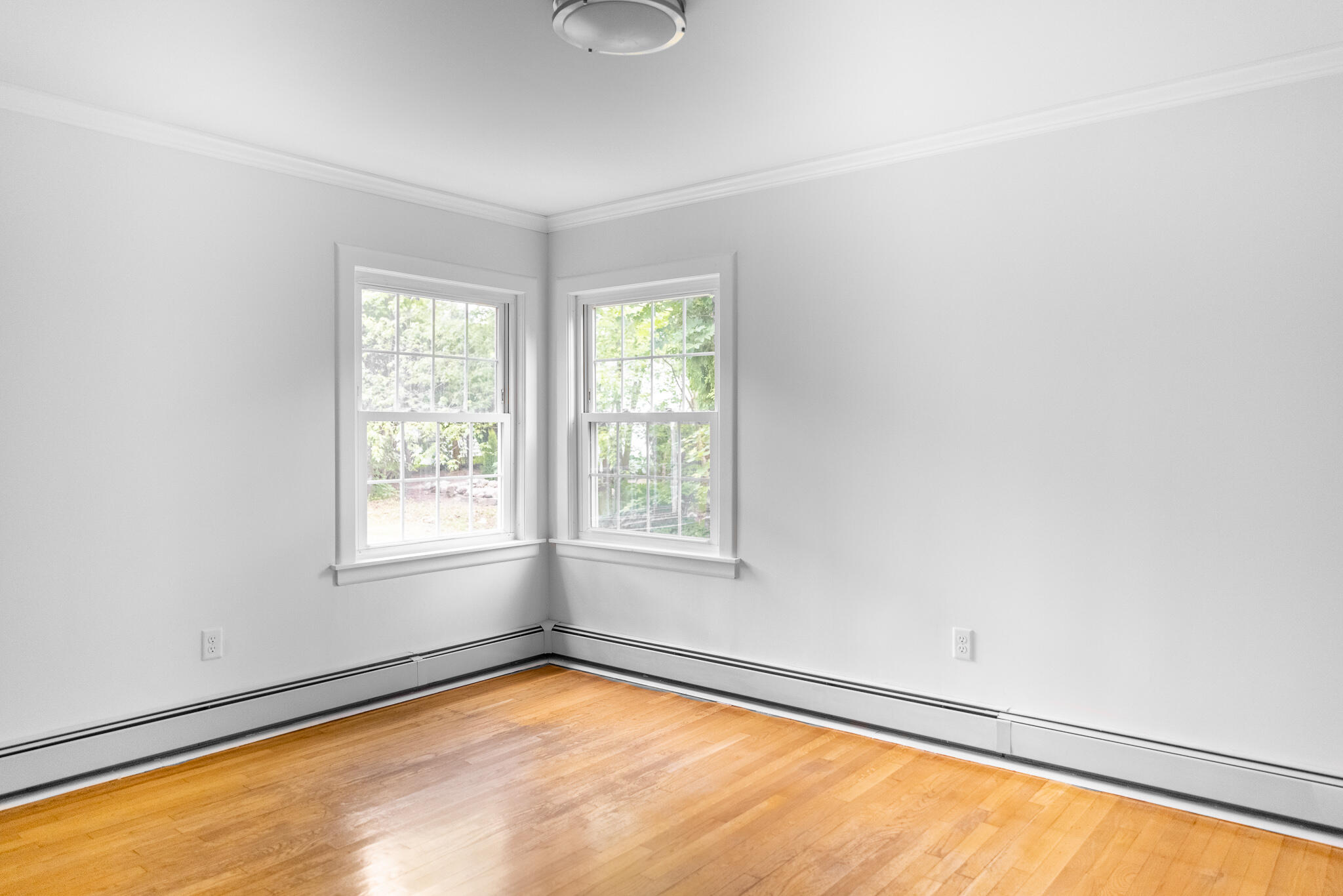 205 Norway Road Bangor, ME 04401 - Photo 23 of 30 205 Norway Raod Interiors-12