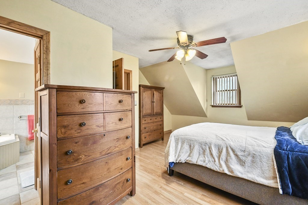 591 Townsend Harbor Road Lunenburg, MA 01462 - Photo 21 of 32 Gallery Image 21