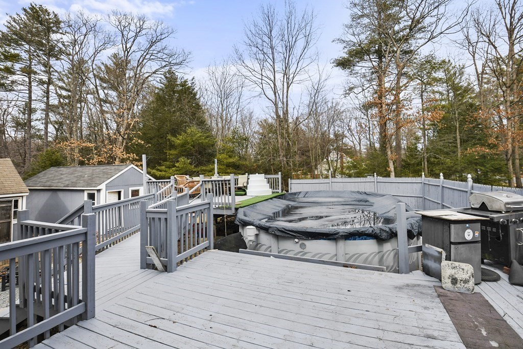 591 Townsend Harbor Road Lunenburg, MA 01462 - Photo 32 of 32 Gallery Image 32