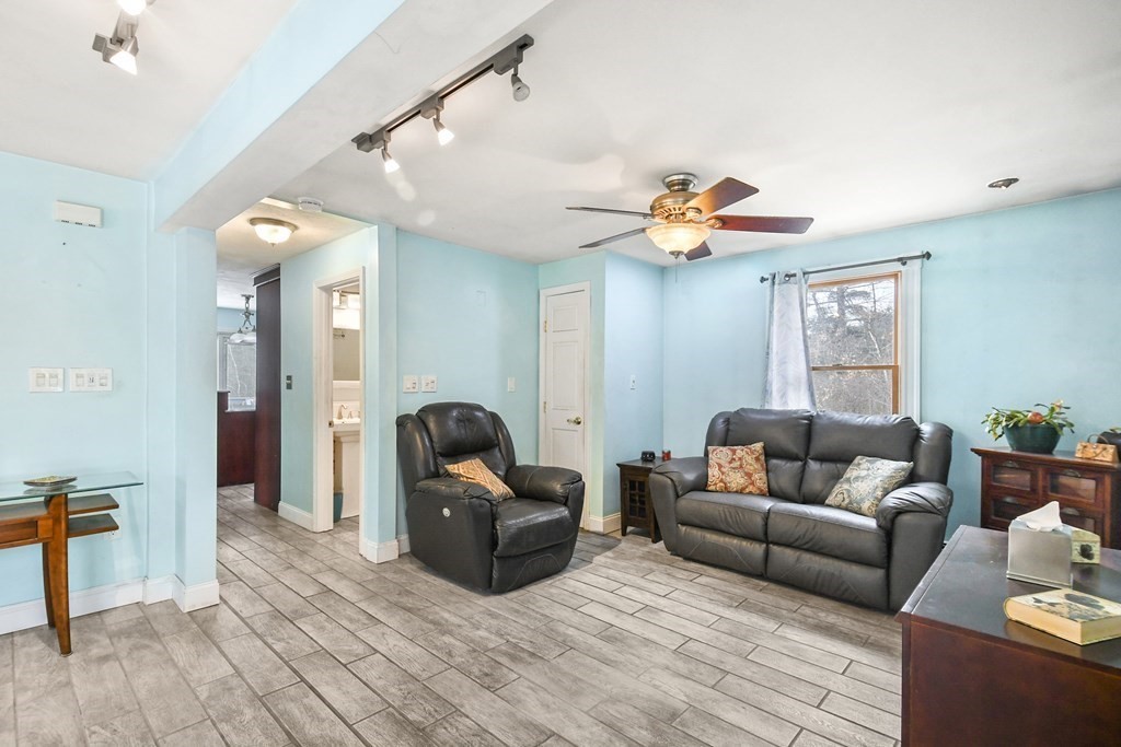 591 Townsend Harbor Road Lunenburg, MA 01462 - Photo 8 of 32 Gallery Image 8