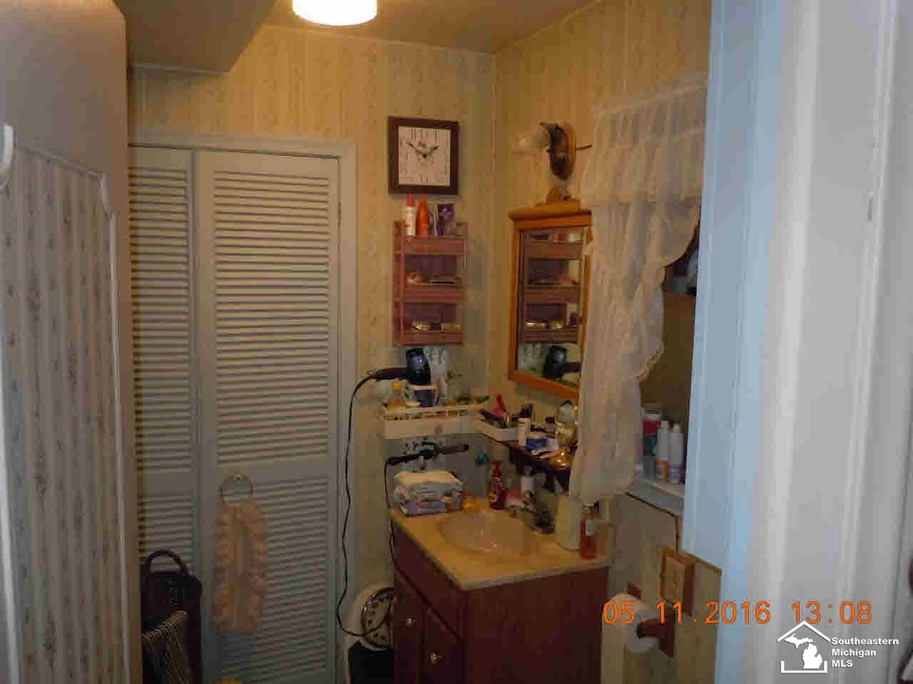 2380 Ida Maybee Road Monroe, MI 48162 - Photo 12 of 15