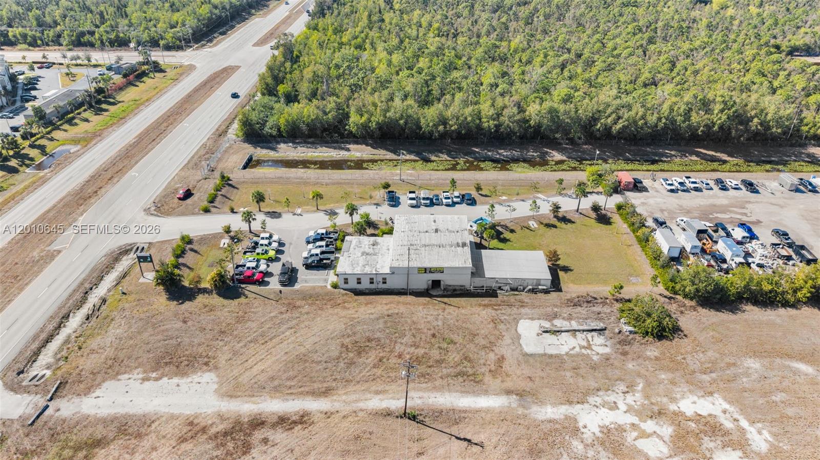 2635 Southwest Pine Island Road Cape Coral, FL 33991 - Photo 15 of 37 Photo 15