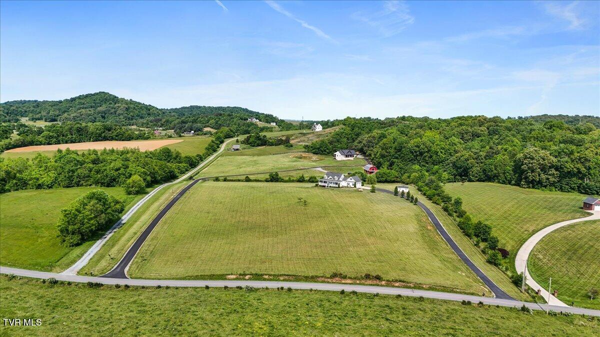 563 Mayberry Road Jonesborough, TN 37659 - Photo 94 of 95 92-DJI_20260505104006_0811_D