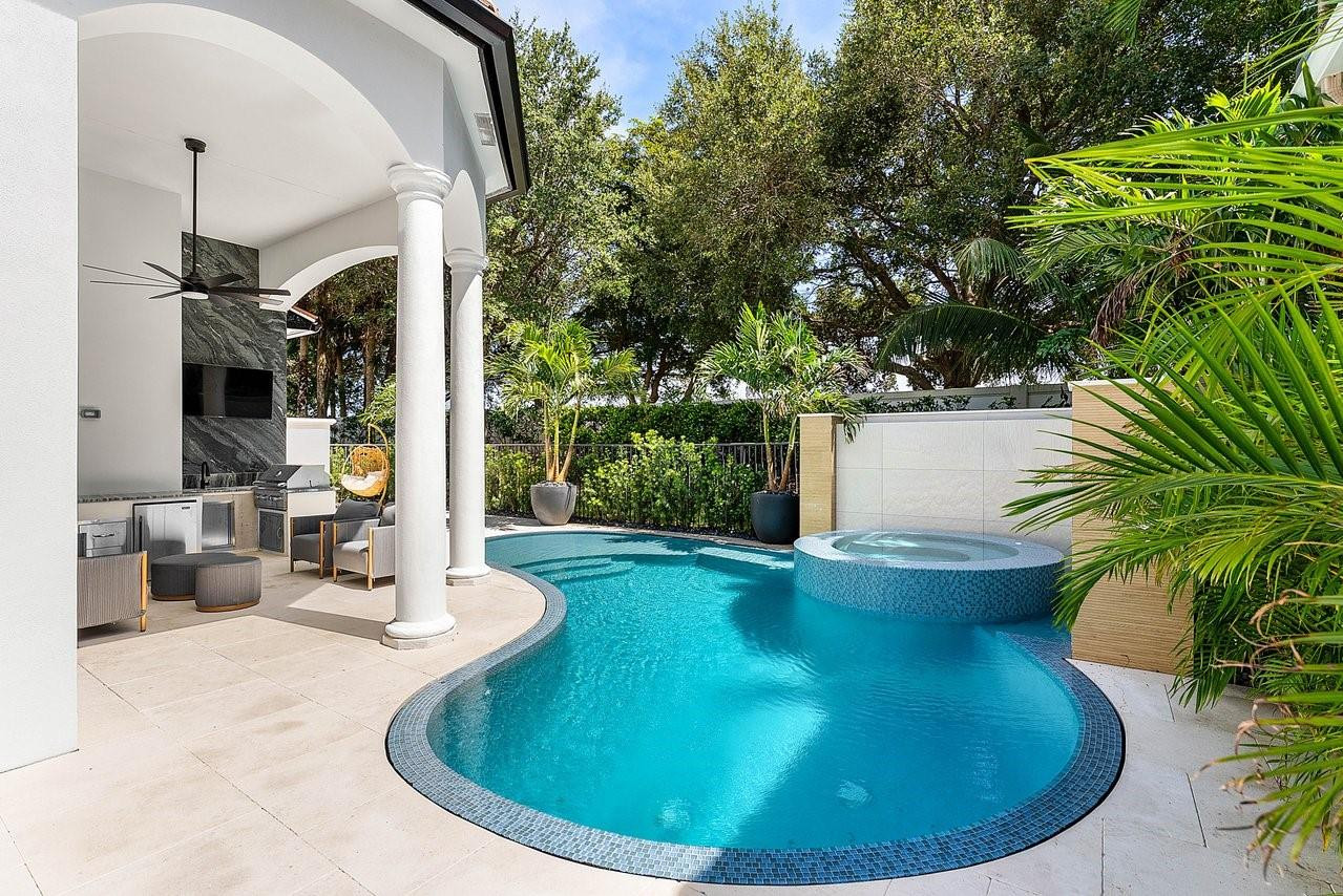 17849 Villa Club Way Boca Raton, FL 33496 - Photo 30 of 68 Photo 30