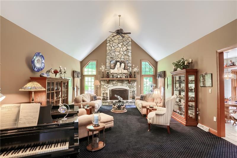 1683 Reissing Road McDonald, PA 15057 - Photo 3 of 25 Gallery Image 3