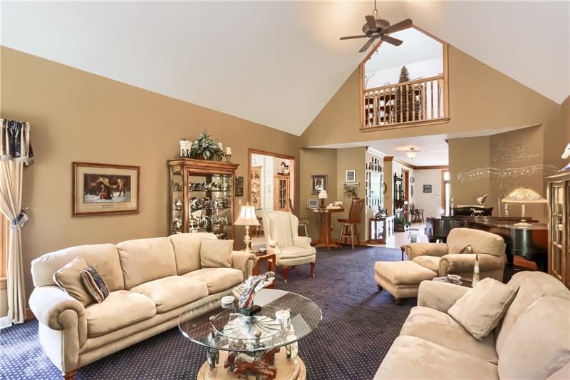 1683 Reissing Road McDonald, PA 15057 - Photo 4 of 25 Gallery Image 4