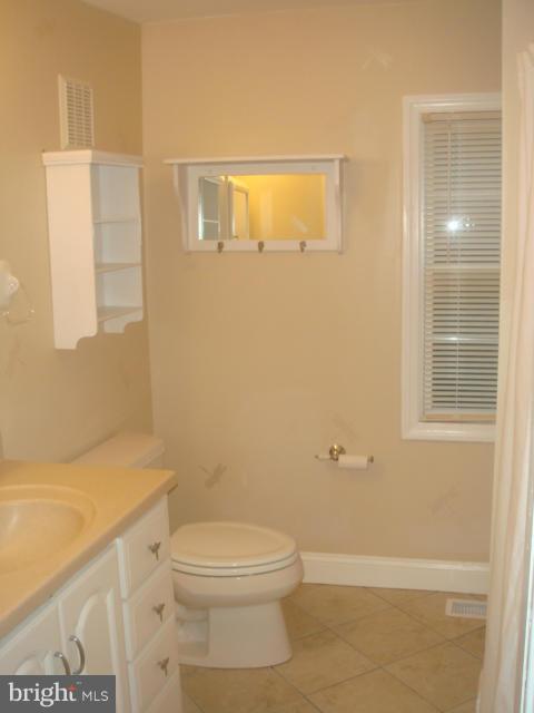 836 Maple Road Gambrills, MD 21054 - Photo 27 of 30 Full Bath in Guest House