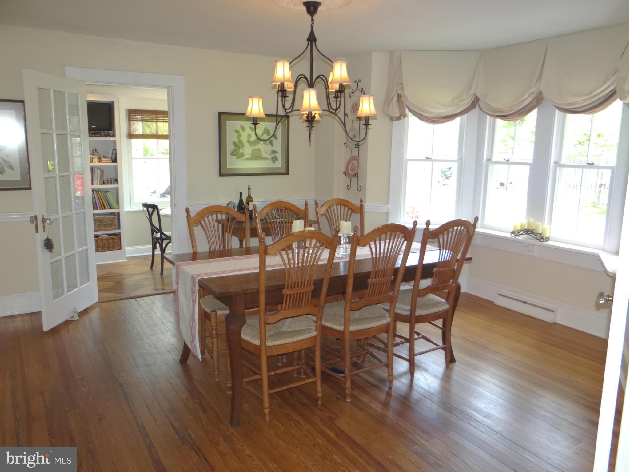 836 Maple Road Gambrills, MD 21054 - Photo 4 of 30 Generous Dining Room
