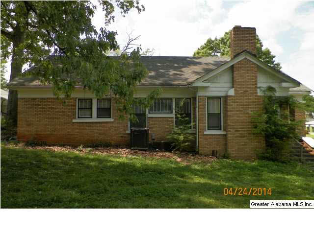 1409 Warrior Road Birmingham, AL 35218 - Photo 2 of 10