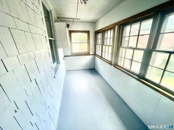 $1,350 | 64 East Pearl Street, Torrington, CT 06790