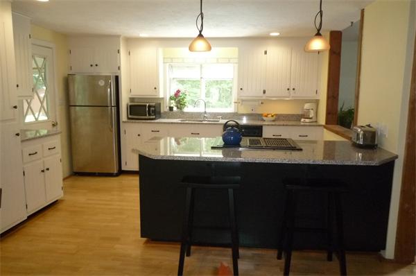 28 Ridge Road Walpole, MA 02081 - Photo 2 of 30 Gallery Image 2