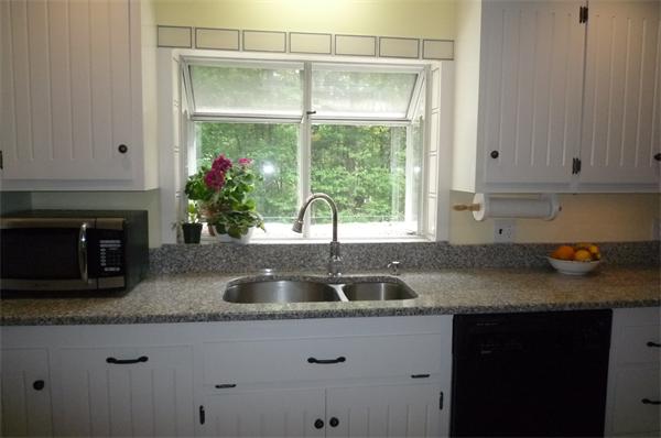28 Ridge Road Walpole, MA 02081 - Photo 4 of 30 Gallery Image 4