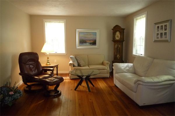 28 Ridge Road Walpole, MA 02081 - Photo 8 of 30 Gallery Image 8