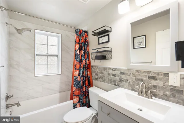 $264,900 | 1103 East Northern Parkway, Baltimore, MD 21239