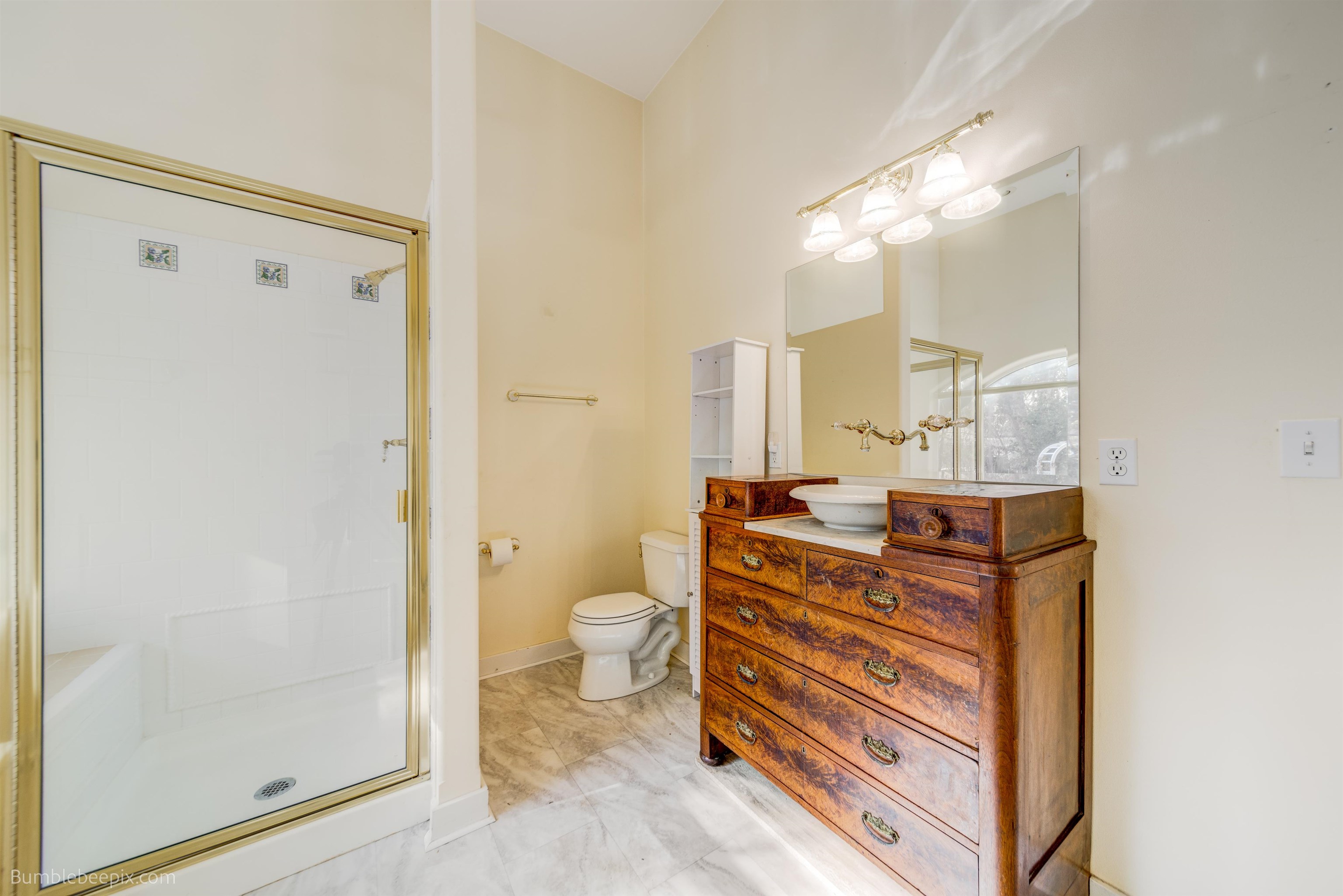 946 East 40th Avenue Spokane, WA 99203 - Photo 16 of 30