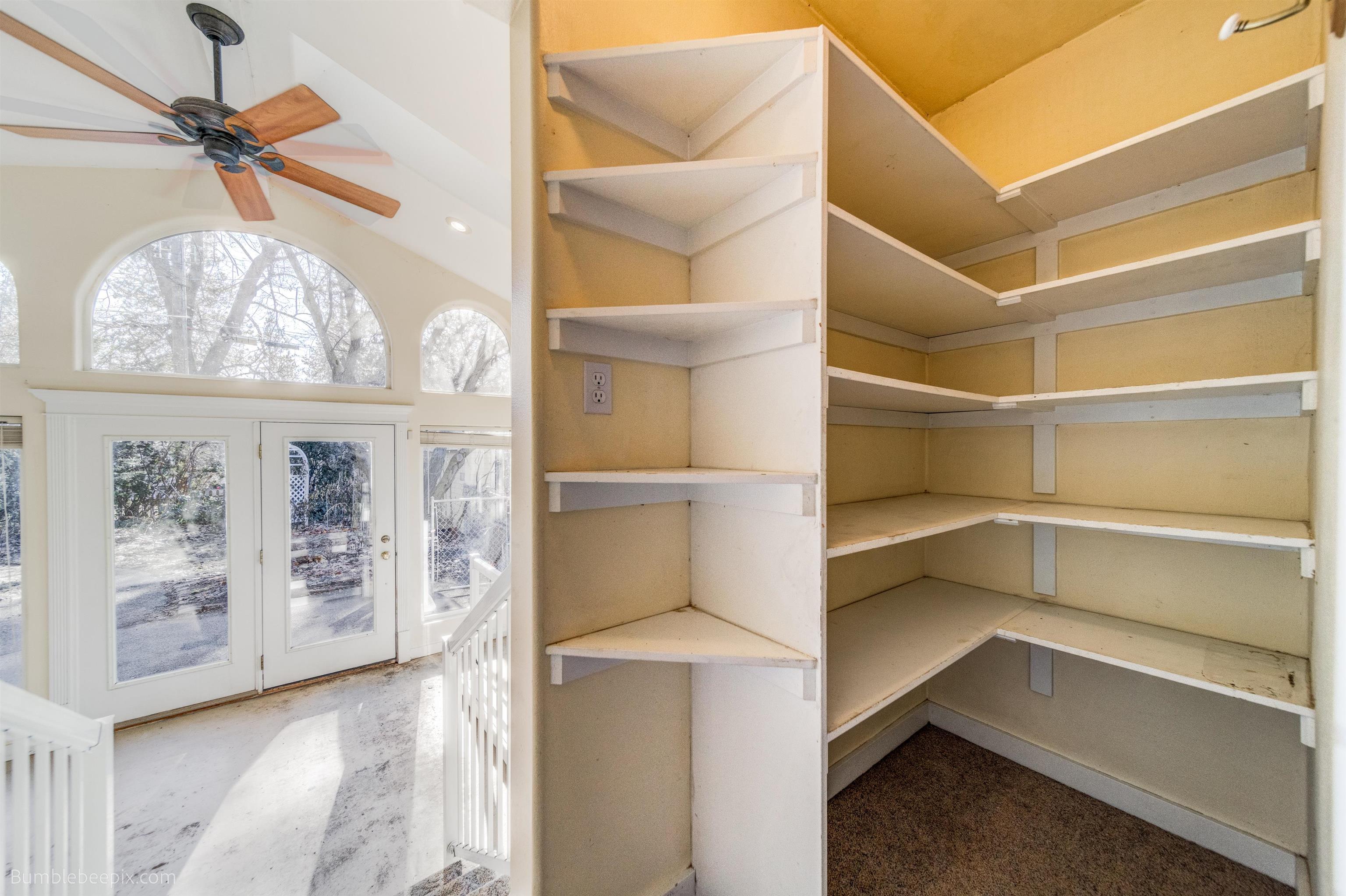 946 East 40th Avenue Spokane, WA 99203 - Photo 18 of 30